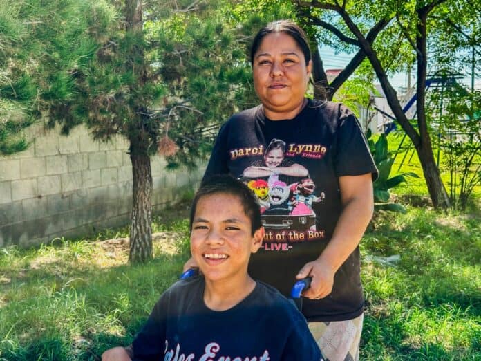 d75a3b66-4a3a-4981-b1a8-92442f9583bc Discapacidad y vida plena en Chihuahua, México, promoviendo inclusión, igualdad y oportunidades para todas las personas con discapacidad en la comunidad.
