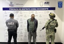 Detienen a hombre con cristal durante cateos contra narcomenudeo
