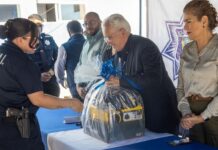 Entregan 195 uniformes a Policías Preventivos y de Vialidad y Tránsito