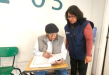 A los 94 años de edad concluye su educación Primaria en el Ichea