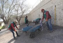 Intervienen colonias con limpieza, retiro de llantas y rehabilitación de luminarias