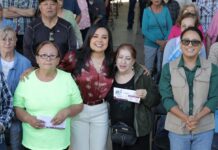 Entregan tarjetas del Bienestar a adultos mayores en Chihuahua