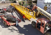 Ponen en funciones el puente peatonal de la Belisario Chávez