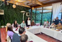 Se registra Lupita Pérez en el proceso interno de Morena