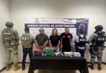 Detiene AEI a tres personas y aseguraron cinco kilos de cocaína, dinero en efectivo y un arma de fuego