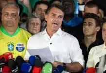 Bolsonaro se presenta como líder de la oposición a Lula sin admitir la derrota
