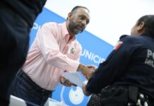 Reconoce alcalde de Juárez a policías por su desempeño y años de servicio